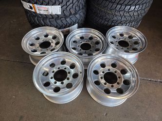 16" Mickey Thompson aluminum chrome baja rims