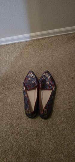 Black And Maroon Chinese Style Women Shoe