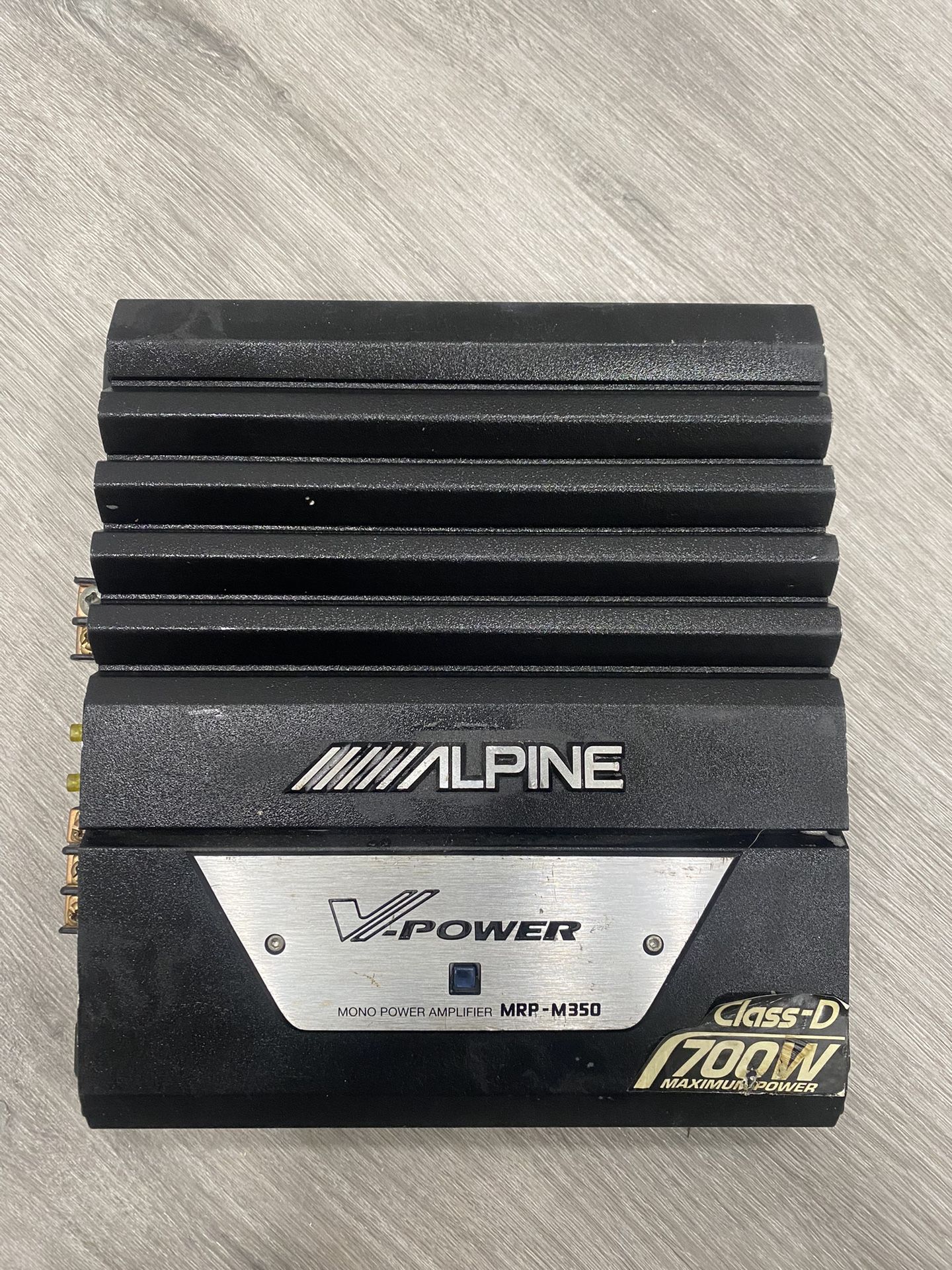 ALPINE AMPLIFIER