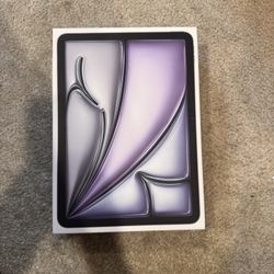 iPad Air 11-inch M2 128 GB Wi-fi   (Brand New Unopened) In Space grey