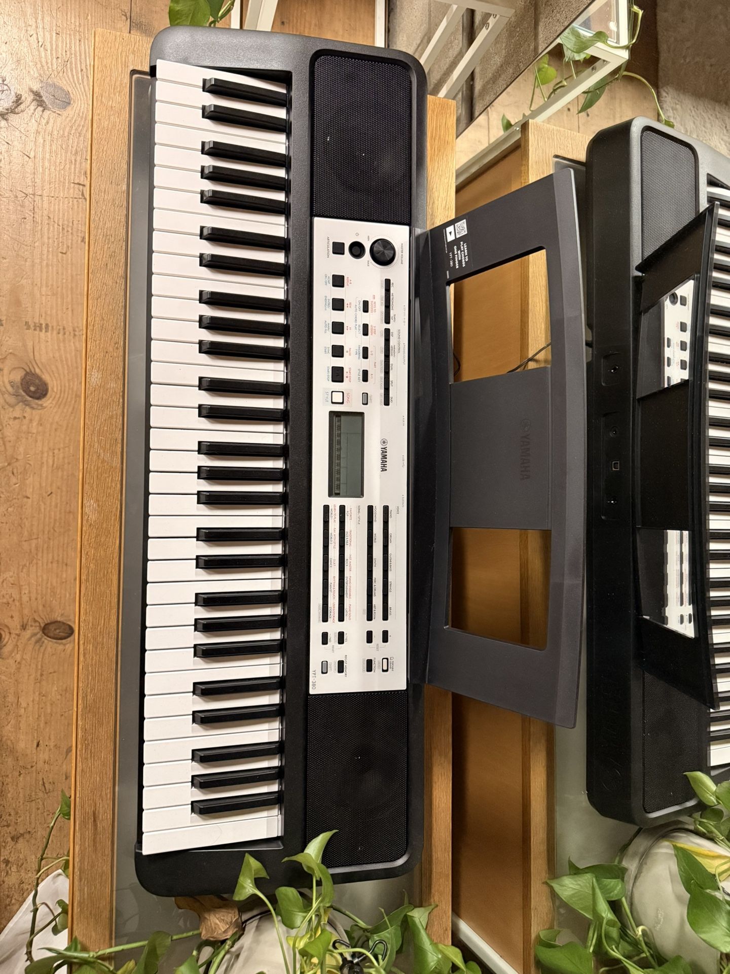 Yamaha Piano YPT-380