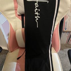 Women  2. Pc.  Faith, Jogger, Sit, Size Large