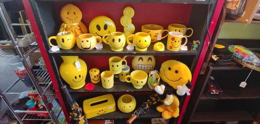 HUGE SMILEY FACE COLLECTION