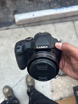 Panasonic Lumix FZ80 / FZ82 with the 20–1200mm lens