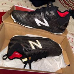 New Balance Baseball Cleats - Black/White/Gold — Sz. 12.5 BRAND NEW