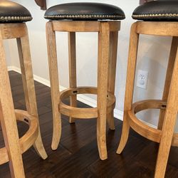 Countertop/barstools Hard Wood 