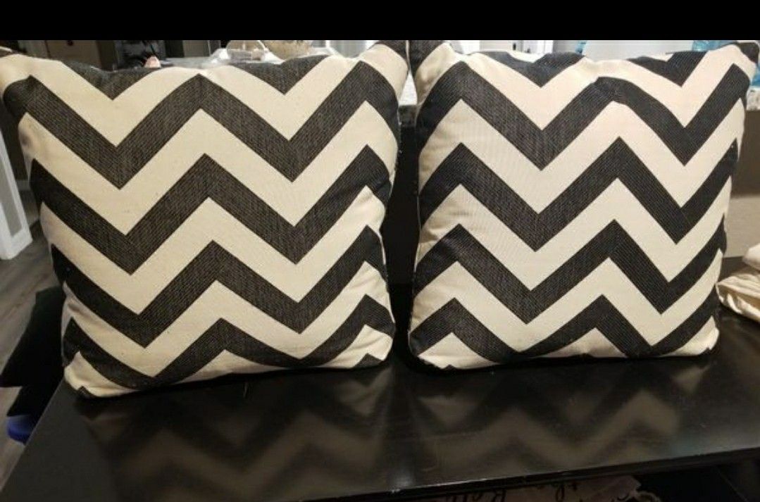 Throw Pillows