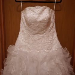 Davids Bridal Gown