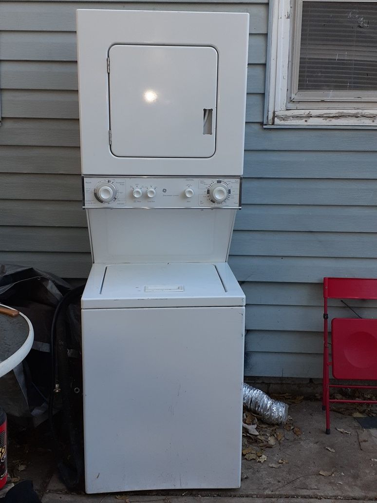 GE washer dryer combo..stacked