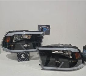 Dodge Ram 2009-2018 Headlights