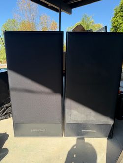 Cerwin-Vega Floor Standing Speakers Pair