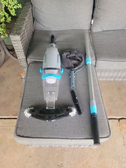 ABOVE GROUND POOL VACUUM WITH ATTACHMENTS