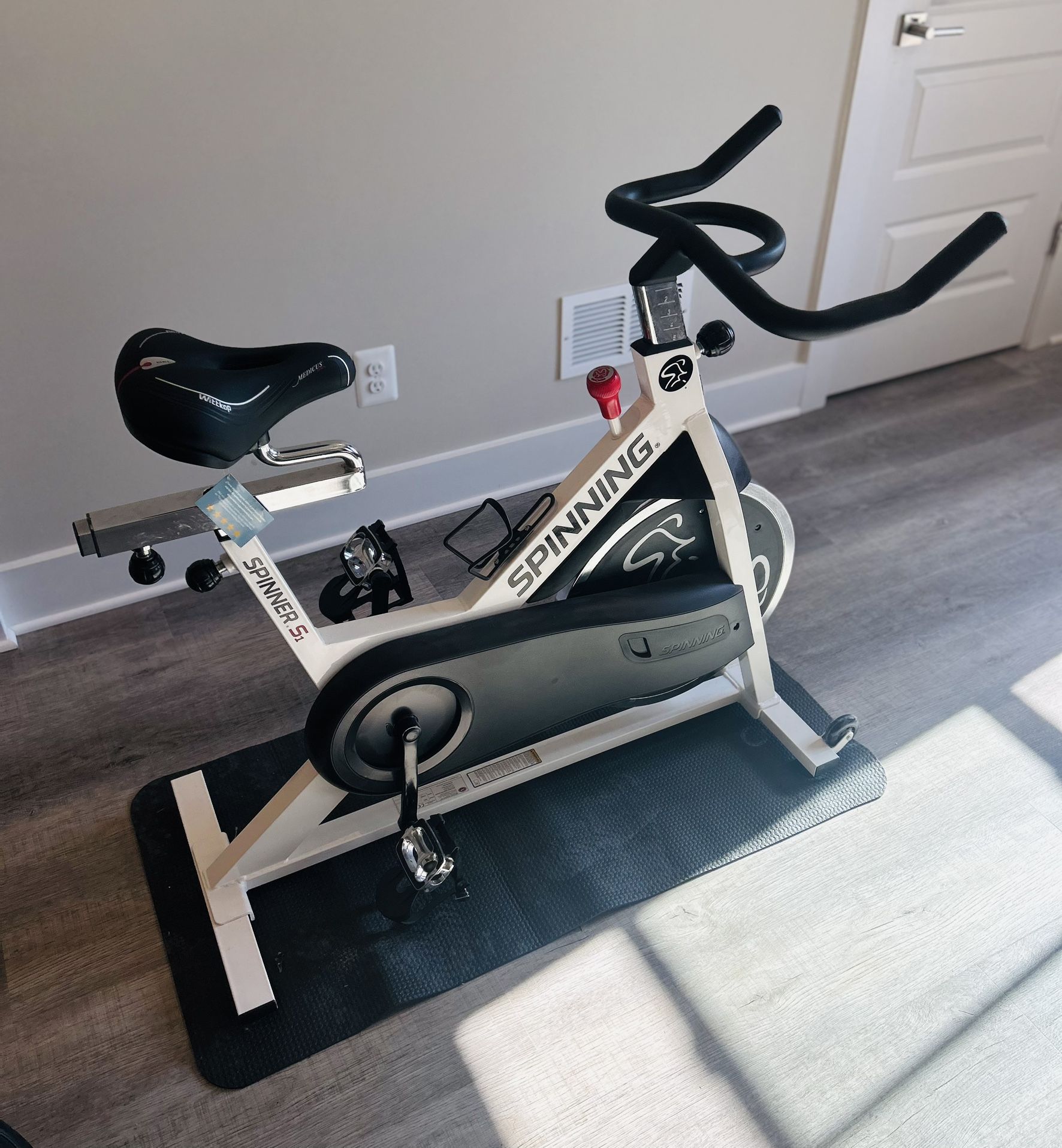 Spinning spinner s1 indoor cycling bike hotsell