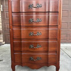 Solid Wood 5-Drawer Dresser