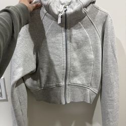 LULULEMON CROPPED SWEATSHIRT SIZE 8