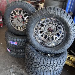 Dually Wheels Tires 8x165 With Tires 35x12.50x20 New