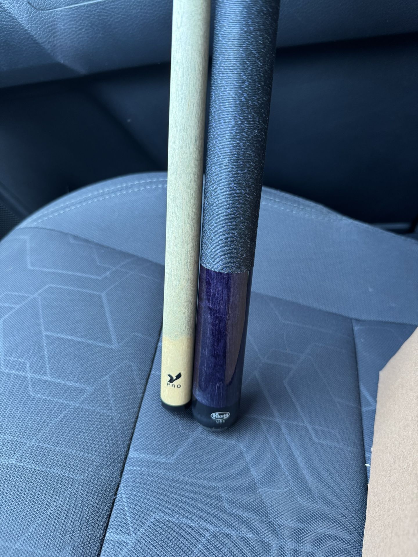 Pool Cue. Viking Purple Pearl 19oz