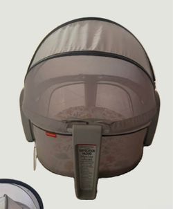 Fisher-Price Baby Portable Bassinet with Canopy
