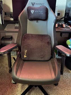 Secret Lab gaming chair