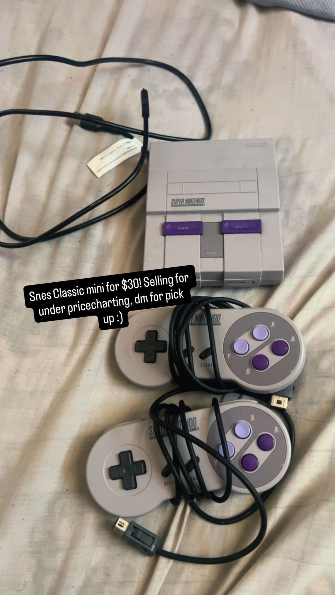 Super Nintendo Classic Mini W/ Controllers