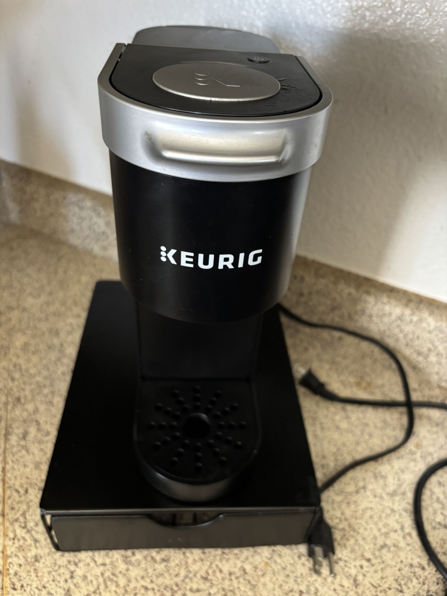 Keurig K-mini With Pod Storage