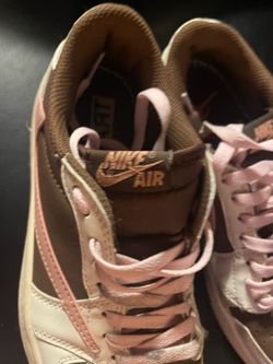 Travis Scott x Air Jordan 1