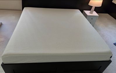 Zinus 12 Inch King Green Tea Memory Foam Mattress [New Version], Fierglass Free, Medium Firm Feel, Zoned Pressure Relief, Certified Safe Foams & Fabri