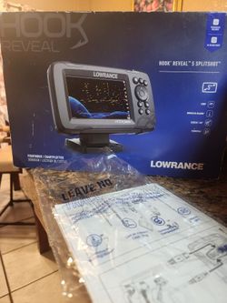 Lowrance Hook 5 Fishfinder