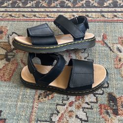 Kids Dr Marten Sandals