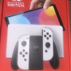 Nintendo Switches And TVs VR