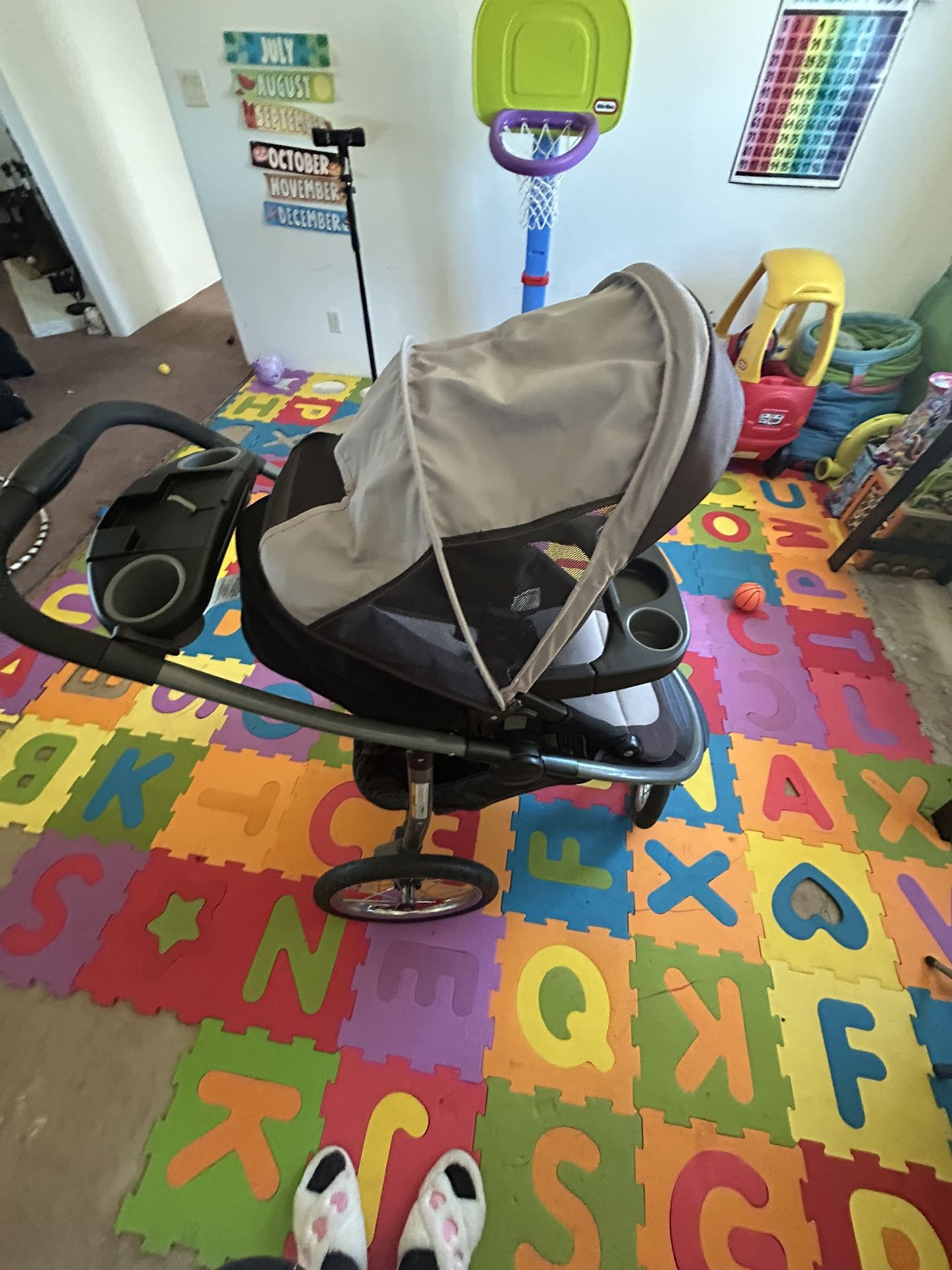 Graco FastAction Fold Jogger Stroller, Gotham,