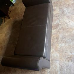 Storage Bench/ottoman