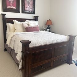 Queen size bed frame and Matching Nightstand - EXCELLENT CONDITION- $450