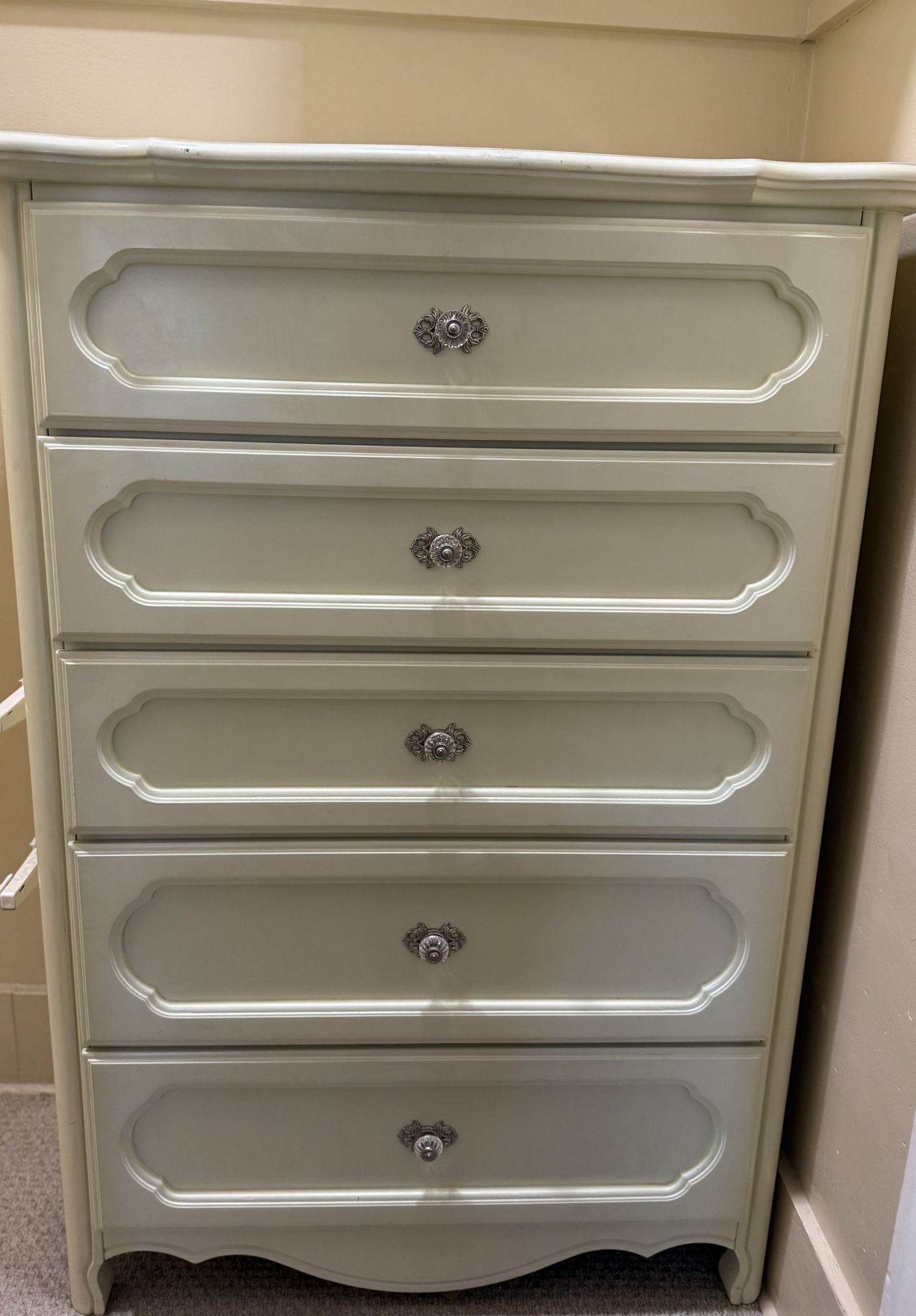 4 Piece Bedroom Set + Wooden Storage