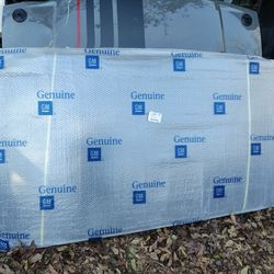 Brand New GM Roof Top OEM Part Number Is Provided