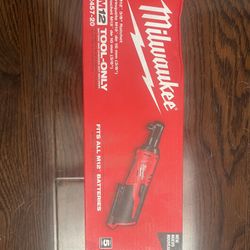 Milwaukee M12 12V Lithium-Ion Cordless 3/8 in. Ratchet (Tool-Only)