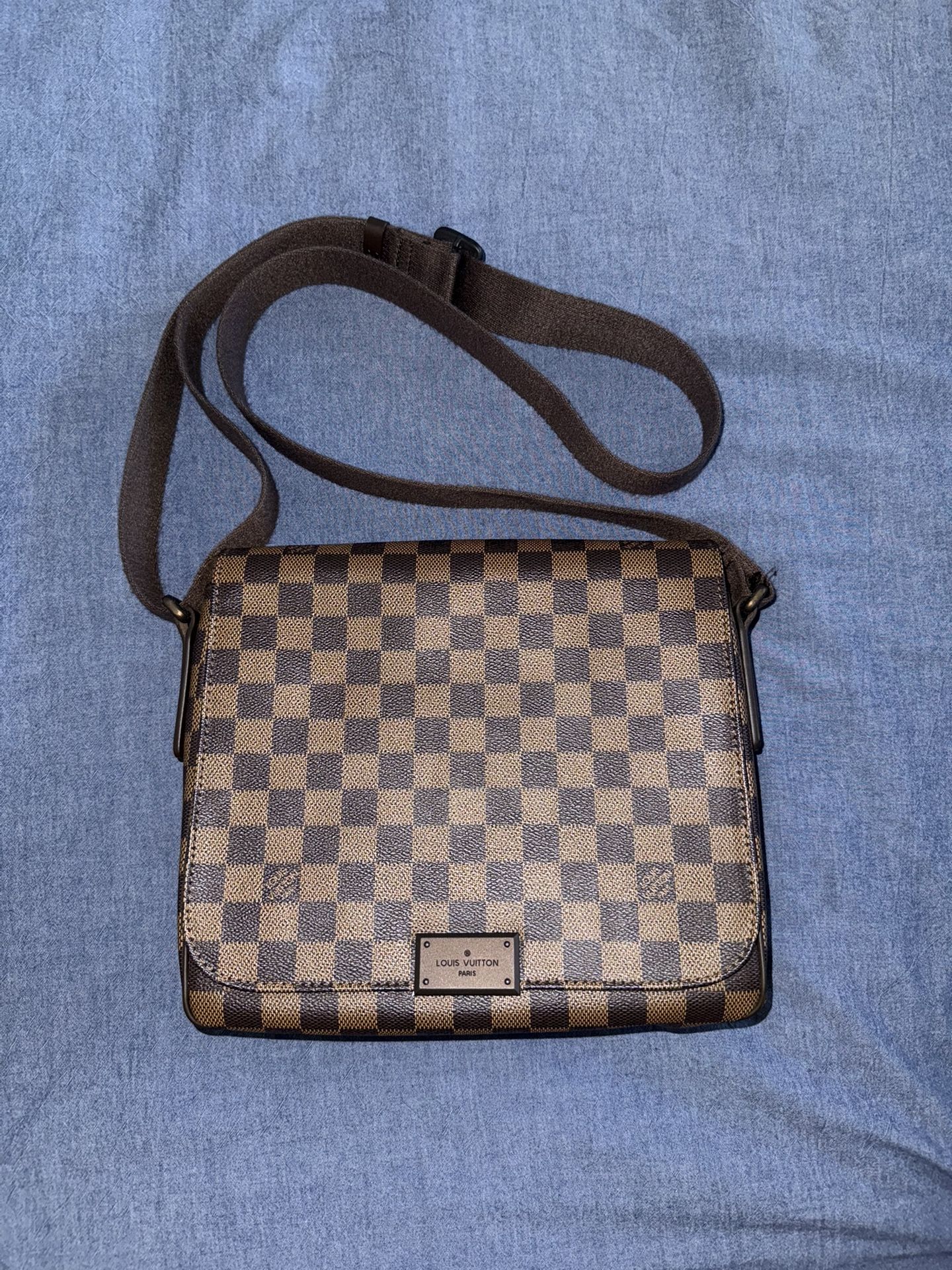 Louis Vuitton Damier District PM Shoulder Bag Brown Damier ebene 