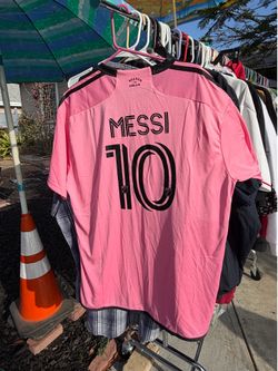 Messi sport shirt New extra large size