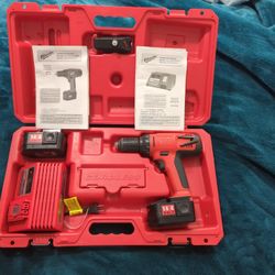 H/D  Milwaukee  14.4volt. DRILL