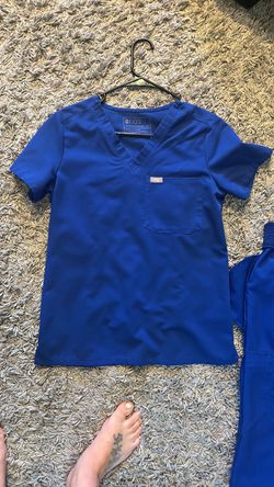 Electric Blue Figs scrub set
