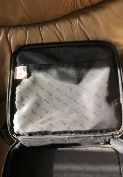 TARGUS LAPTOP BAG