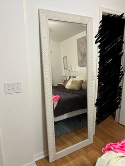 Body Mirror