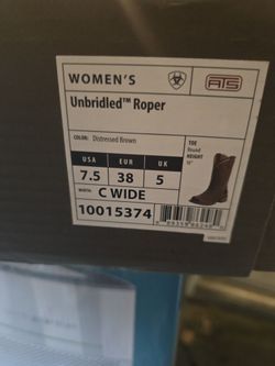 Womans ARIAT brown boots