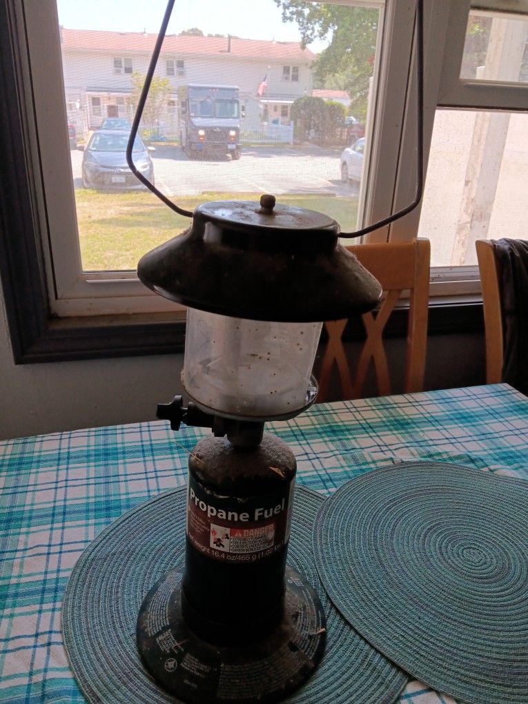 Colman Lantern Need Glass Cleaning 