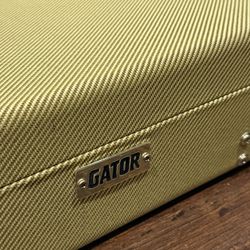 Tweed Gator Hardshell Guitar Case
