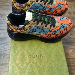 Gucci Sneakers Size 9