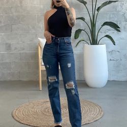 NEW Womens Levis Sz 29 Jeans Wedgie Straight Destructed 8 US Medium Wash Ankle Length 28 High Rise