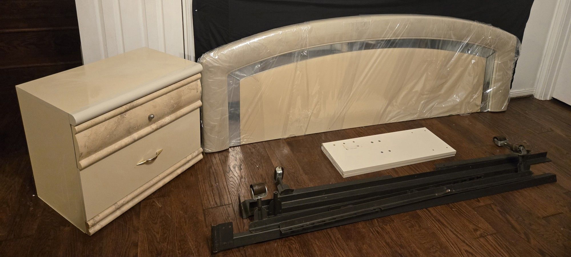 King Size Bed With Side Table