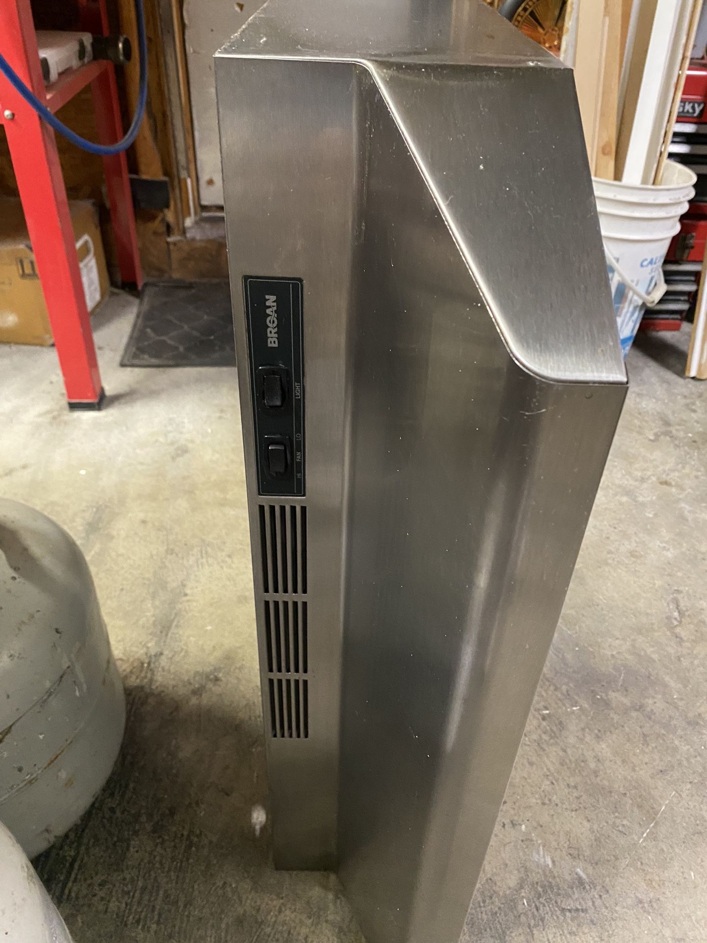 Hood Vent