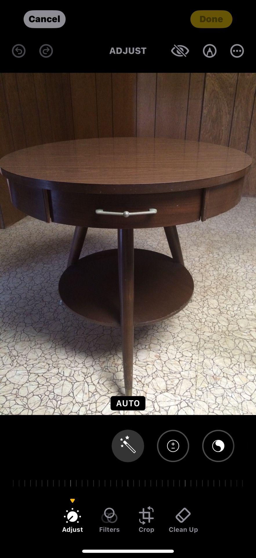 Vintage Table-27.5”marked Mersman 8201. Round Table/Drum Table/Accent Coffee/End Table